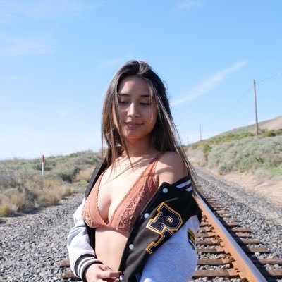 [PornHub / PornHubPremium] Isla Summer Pack 1080p/720p