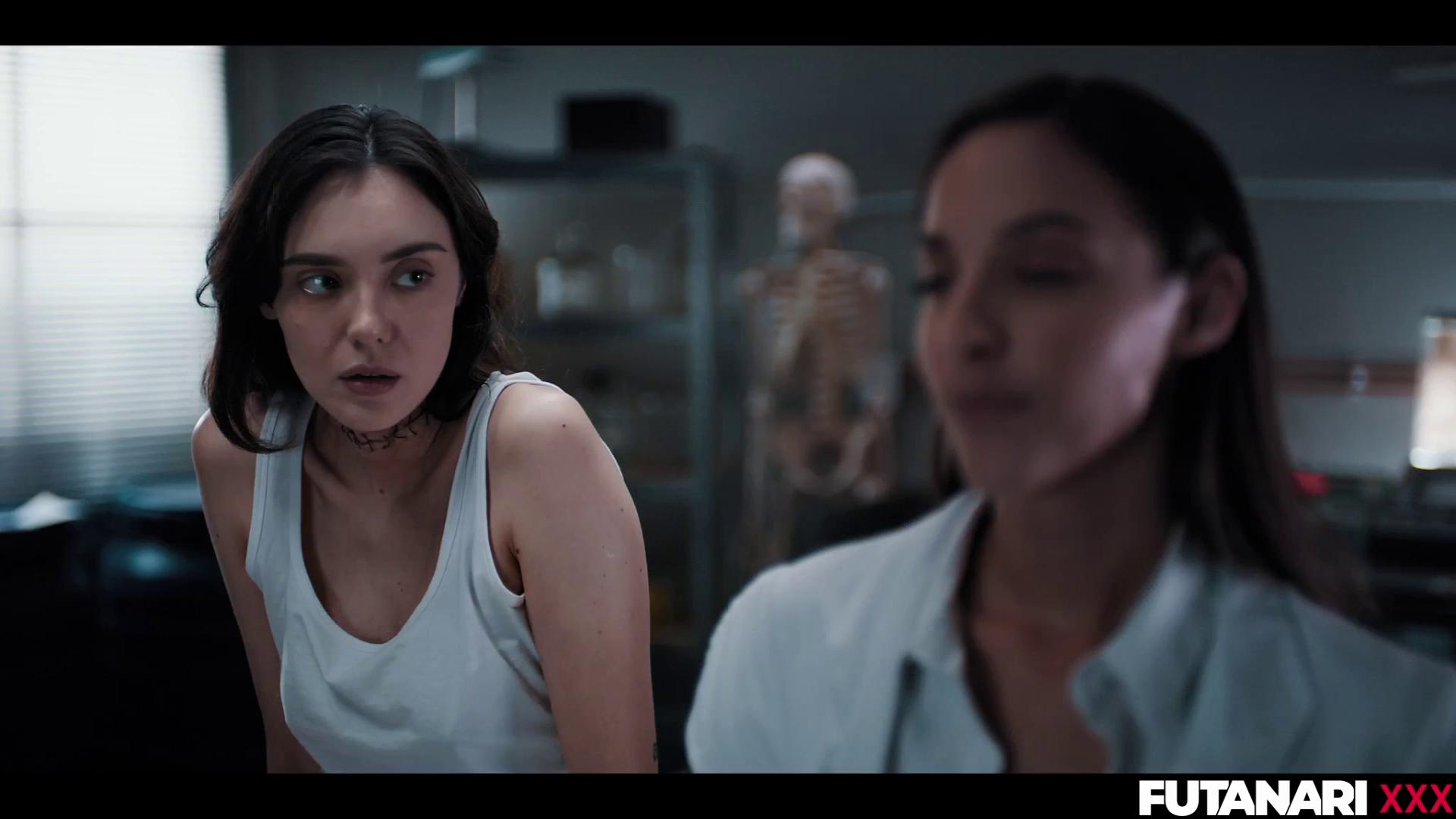 Futanari - Amirah Adara & Catherine Knight [1080p]