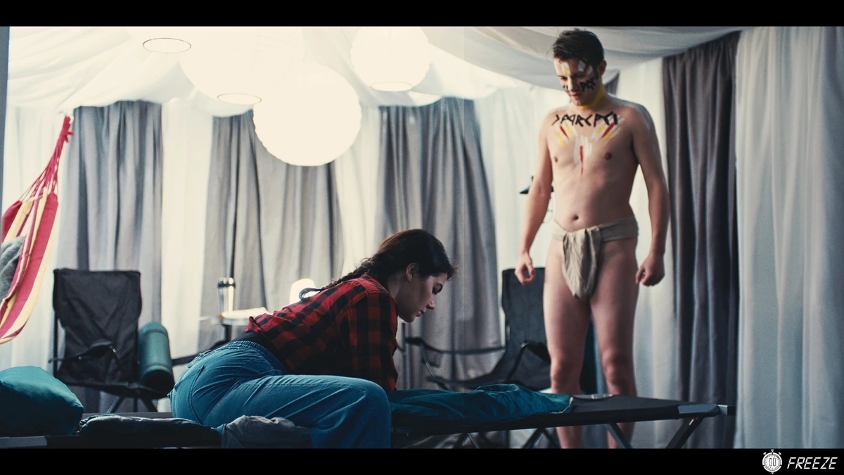 Freeze - Valentina Nappi [1080p]