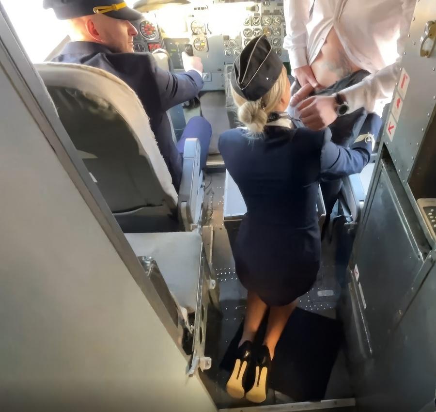 Alexa Bunny - Newbee Flight Attendant Have To Please Both Pilots Right In The Cockpit FullHD 1080p
