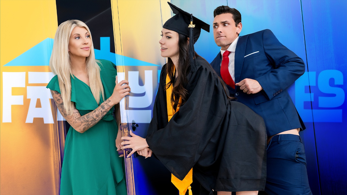 Family Strokes - Selena Love [1080p/4K]