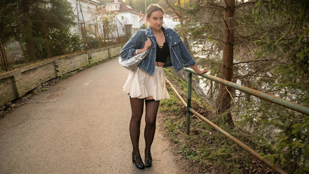 Public Agent - Gigi Max [1080p]