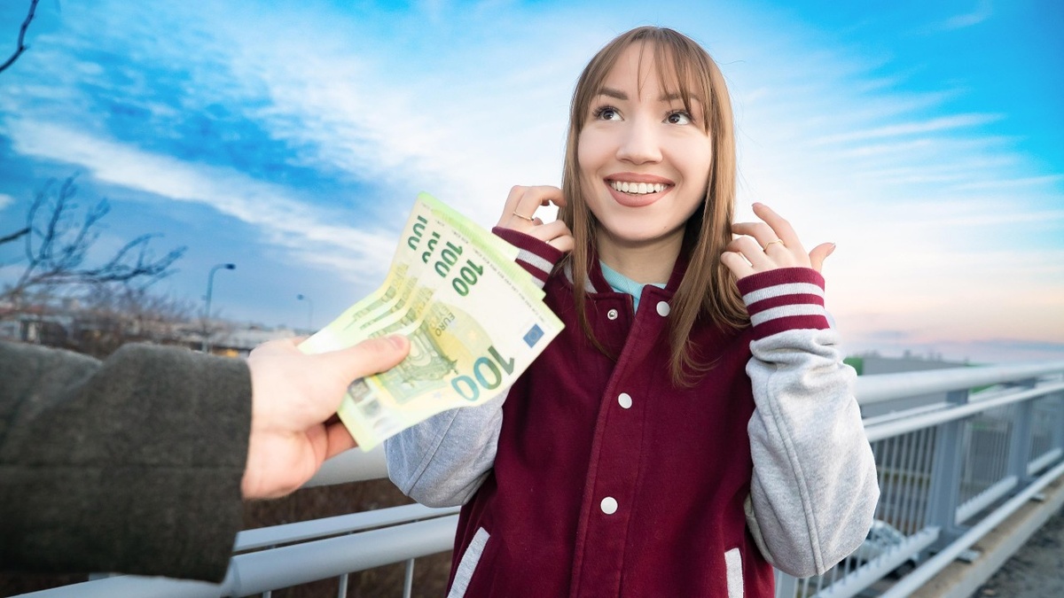 Public Agent - Kate Quinn [1080p]