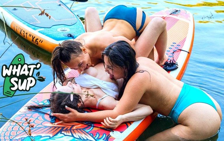 Amelia Ost, Dakota Doll, Sumiko Smile - Three girls, one SUP FullHD 1080p
