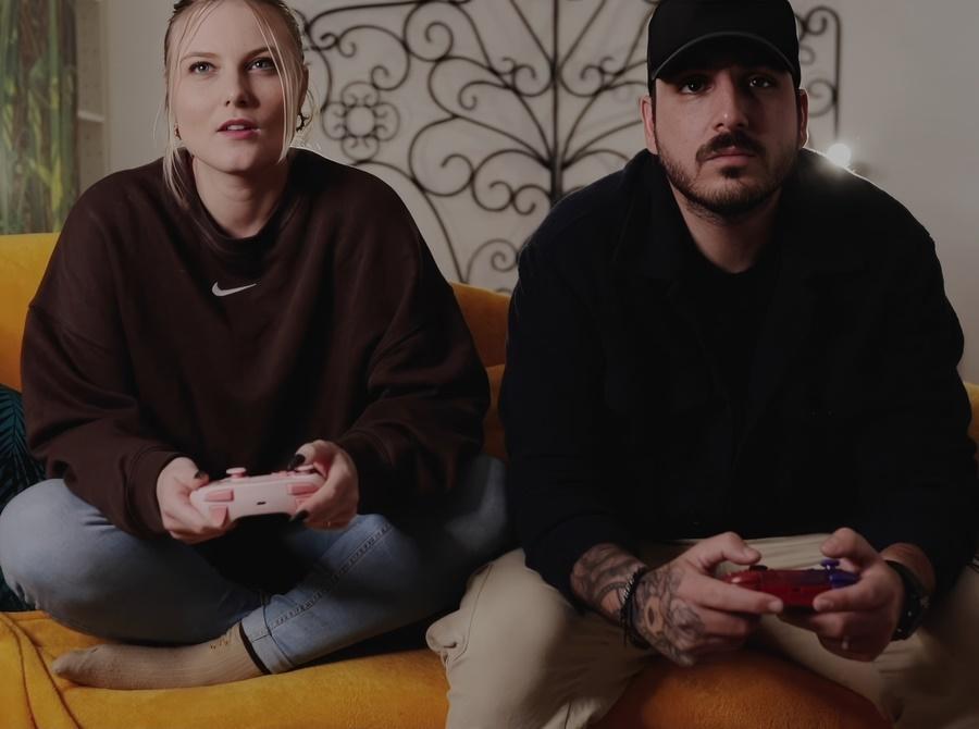 Faustine Perdrix - Our First Cosplay, Hope You'll Enjoy Mario And Peach FullHD 1080p