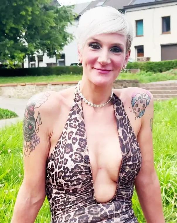 Jen - Jen, 38, Is Moving Up A Gear! FullHD 1080p/HD 720p