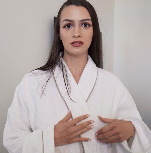 Summer Renee - We Want A Late Check Out FullHD 1080p/HD 720p