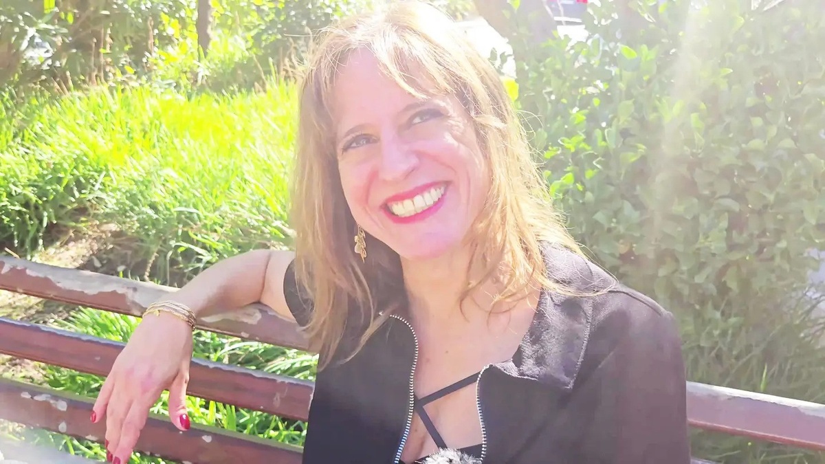 Jacquie Et Michel TV - Lolly [1080p/4K]