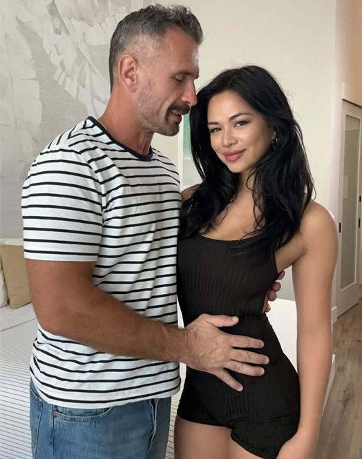 Scarlett Alexis, Manuel Ferrara - Hardcore FullHD 1080p