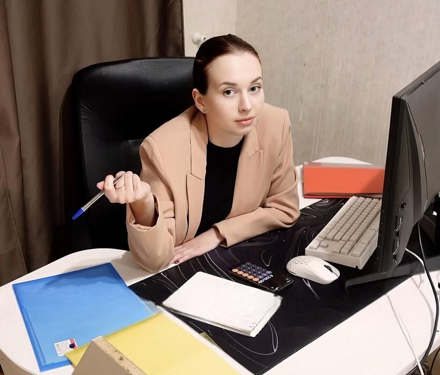 Anna Bali - My Boss Made Me An Unexpected Offer Blooper At The End UltraHD/4K 2160p