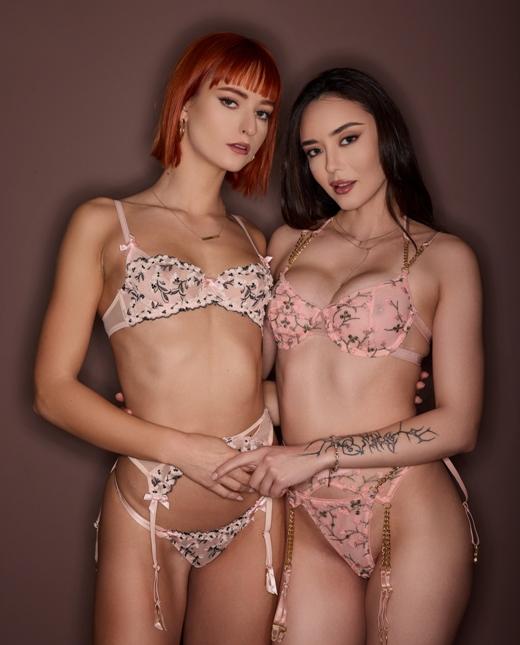 Dolly Dyson, Catherine Knight - Naughty Besties Get Fucked Hard In BBC Foursome 4K 2160p/FullHD 1080p/HD 720p