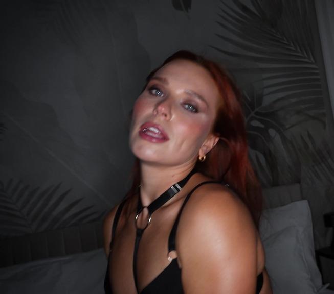 CLEMENCE AUDIARD - She Needs It Deeper FullHD 1080p/HD 720p