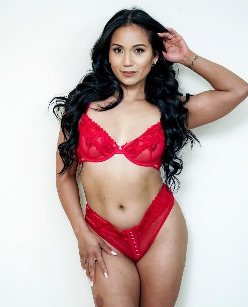 Lana Violet - Ah, Fuck She Found My Goon Cave Immersion Therapy With Lana FullHD 1080p/HD 720p