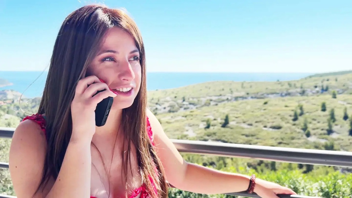 Jacquie Et Michel TV - Paola [4K/1080p]