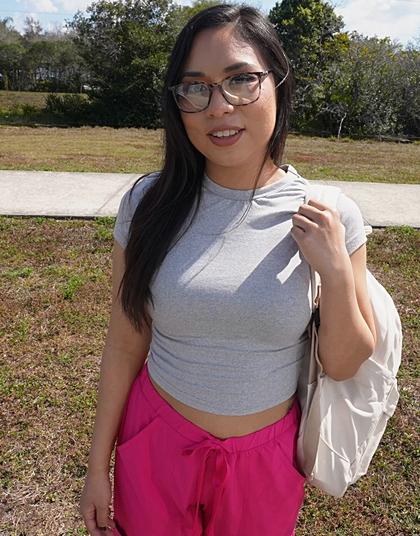 Loa Latina Nurses a BBC FullHD 1080p/HD 720p