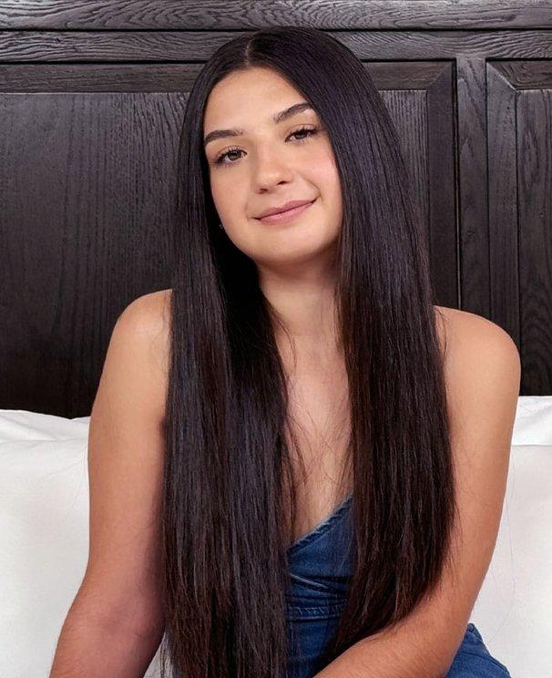 Vanessa - Sex Before Education FullHD 1080p