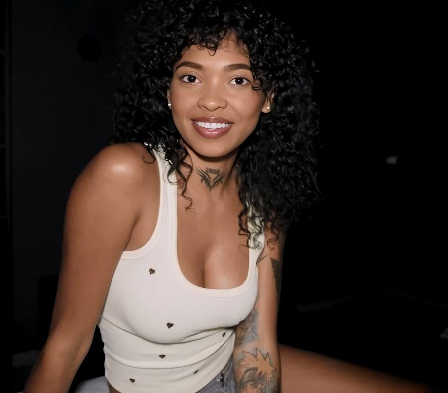 Barbie Rous - Ebony Latina Seduced me with her Smile FullHD 1080p